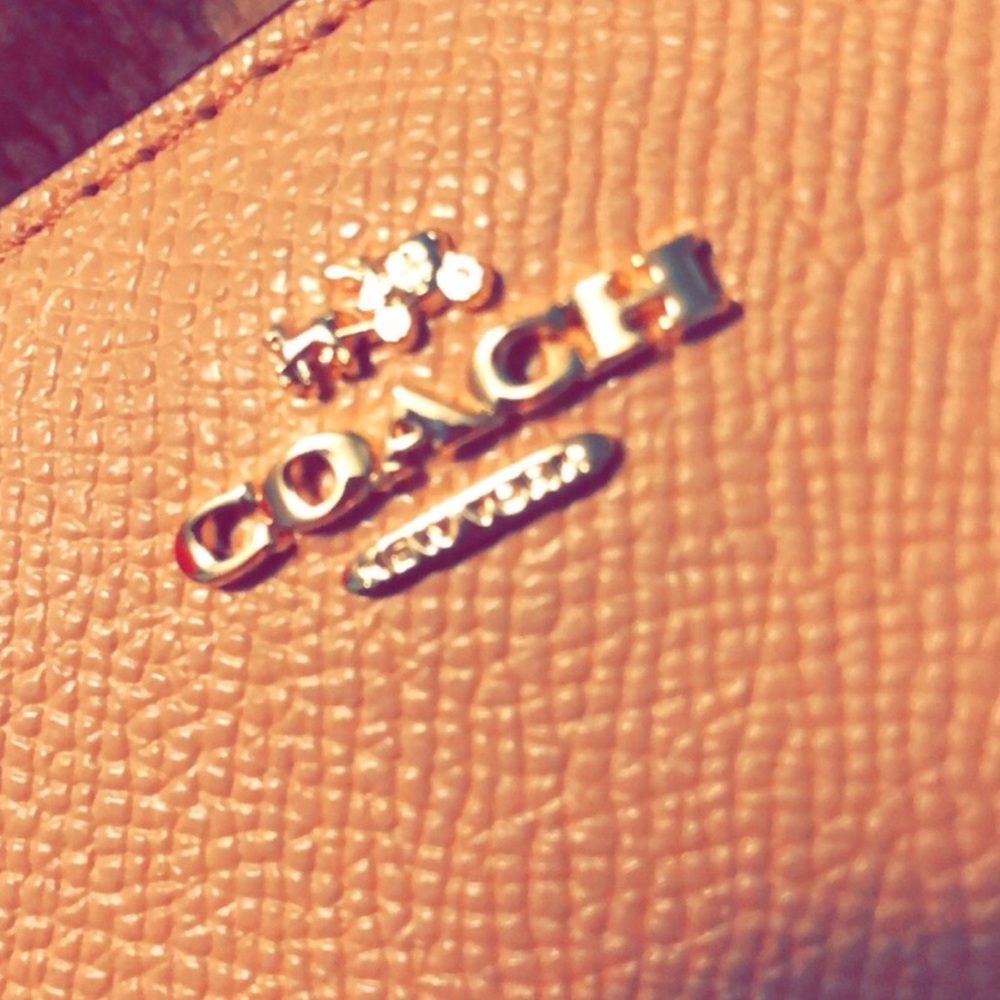 Coach Wallet - Picture 4 of 4